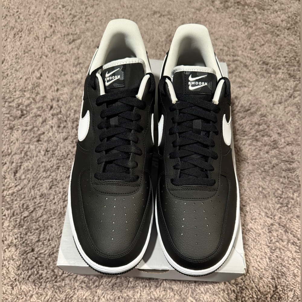 *NWT* NIKE AIR FORCE 1 ‘07